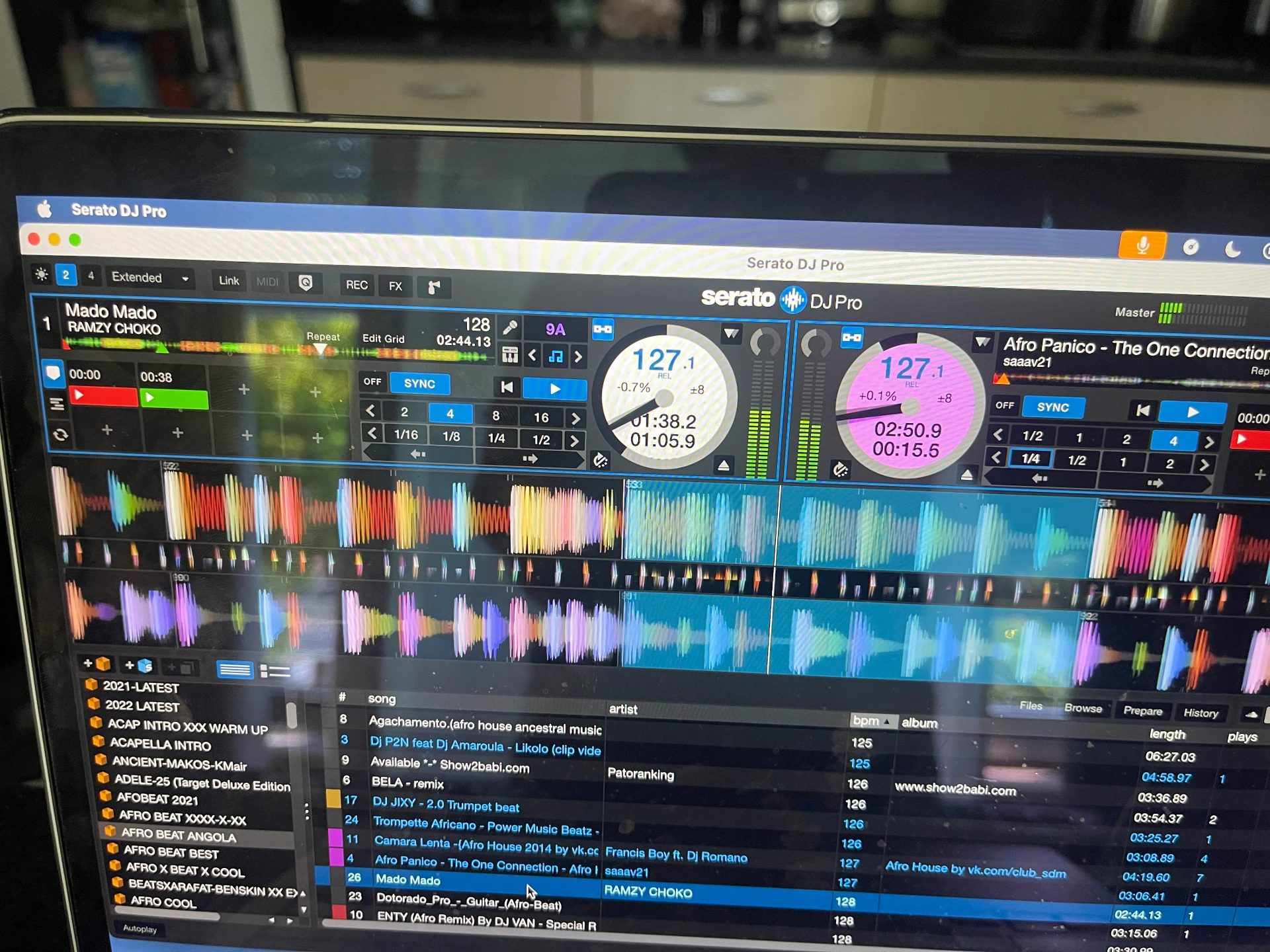 DJ Bonix behind the scenes